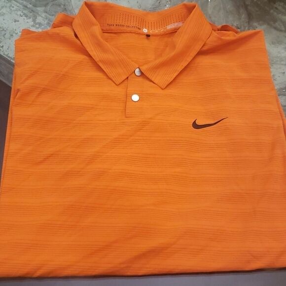 Tiger woods golf shirt - Picture 7 of 9